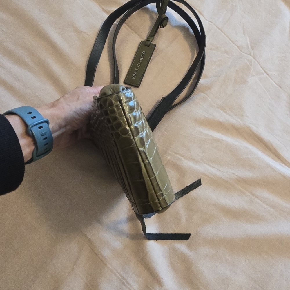 NWOT Vince Camuto army/sage green leather - Picture 9 of 15